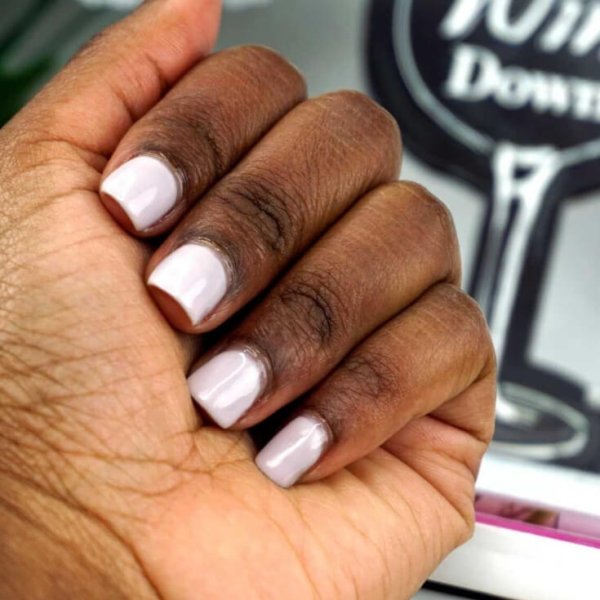 How to Apply Gel Nail Polish To Last At Least Three Weeks
