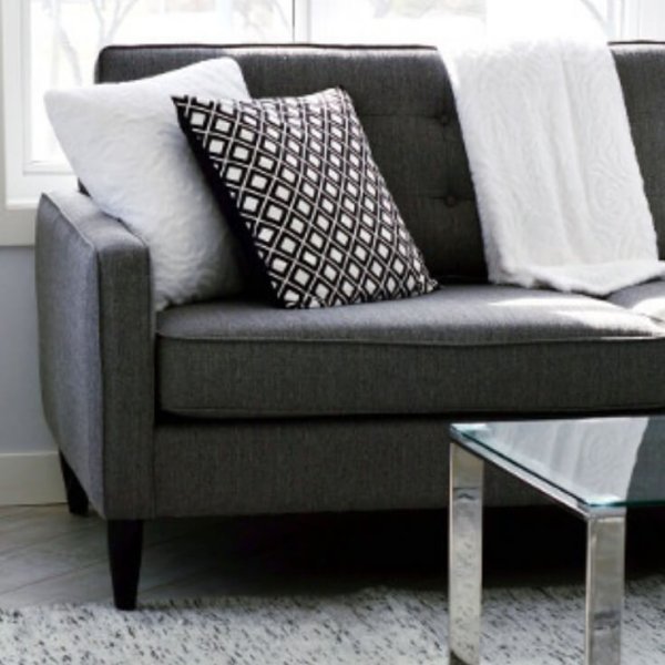 Uncluttered Gray Living Room Decor Ideas