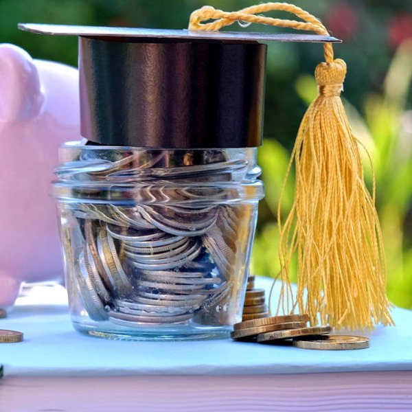Essential Scholarship Tips for Students Applying for College Scholarships